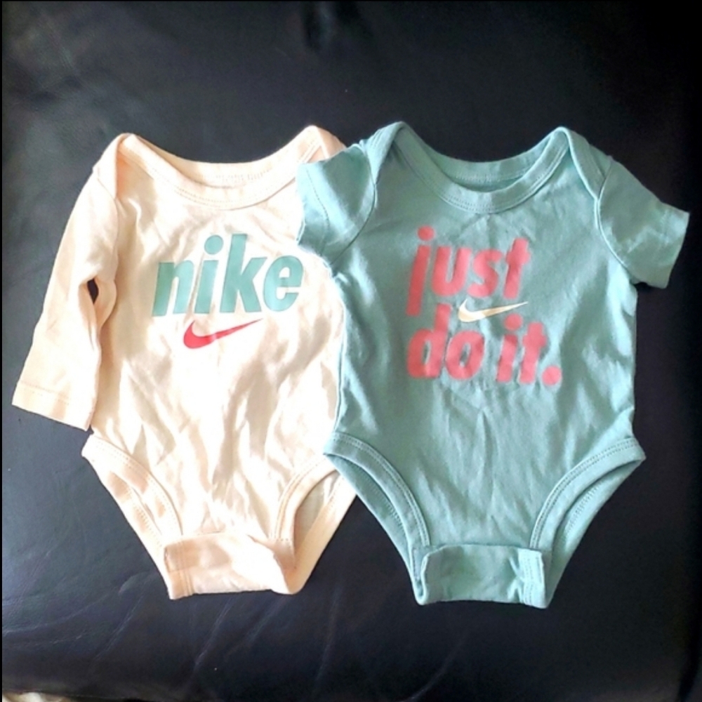 Baby clothes